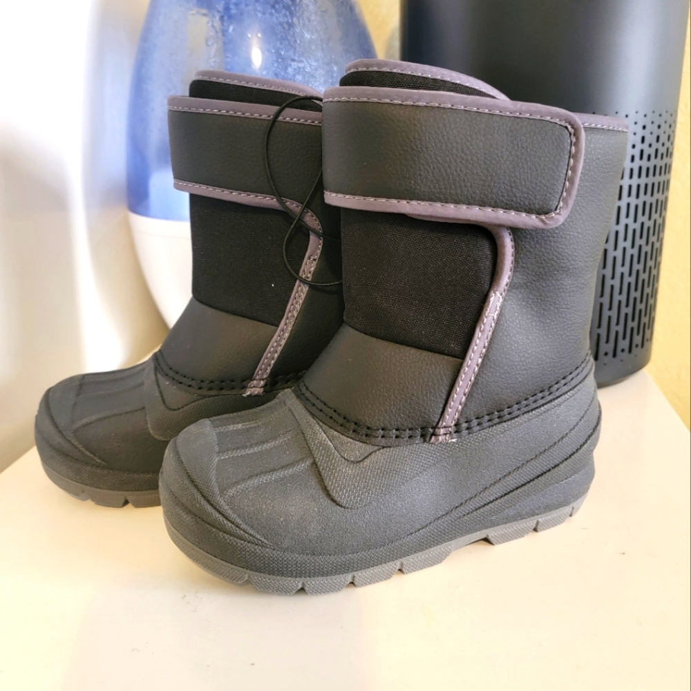 Kids' Elia Winter Boots - Cat & Jack